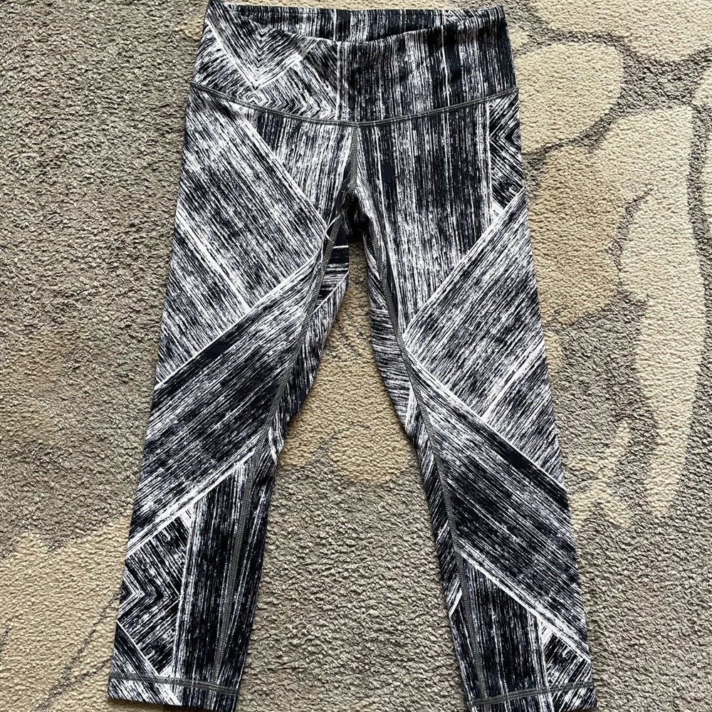 Lululemon 3/4 leggings